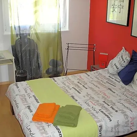 לינה וארוחת בוקר Le Relais Du Chateau אייגל